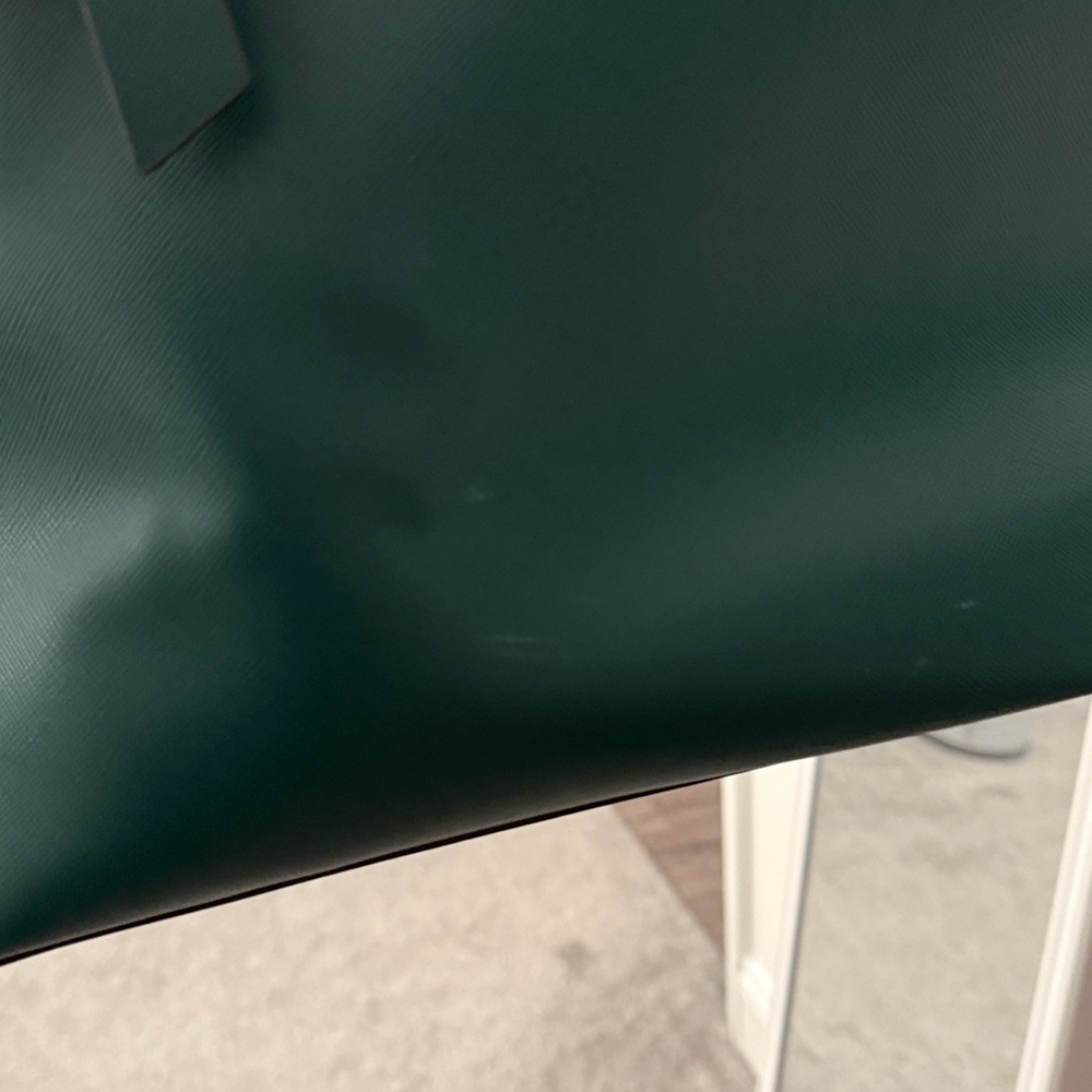 Kate Spade Emerald Green Leather Tote with matching wallet. - Picture 6 of 11